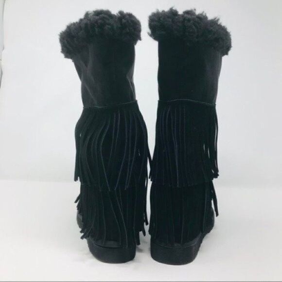 Madden Girl womans Black ankle wedged boots 7.5M BoxÑ Sleet fringe - Picture 2 of 6